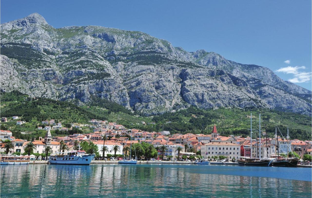 Cozy Apartment In Makarska With Kitchen Ngoại thất bức ảnh