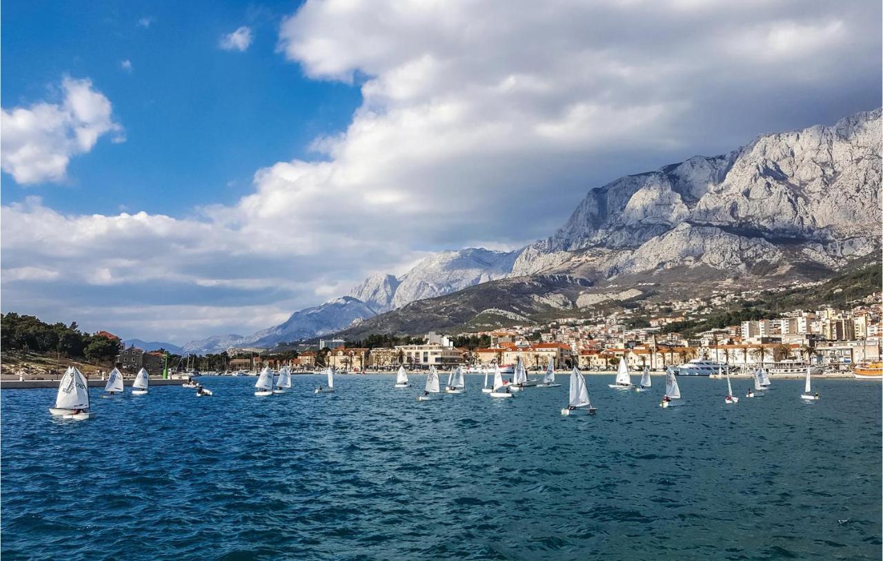 Cozy Apartment In Makarska With Kitchen Ngoại thất bức ảnh